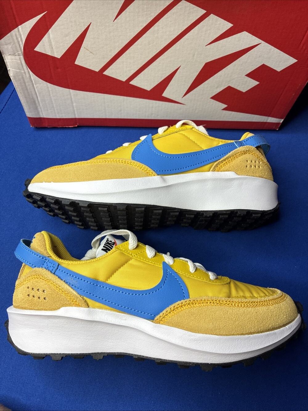 Women's Nike Waffle Debut Vivid Sulphur/ Lt Photo Blue- Mens 4.5 Women's 6